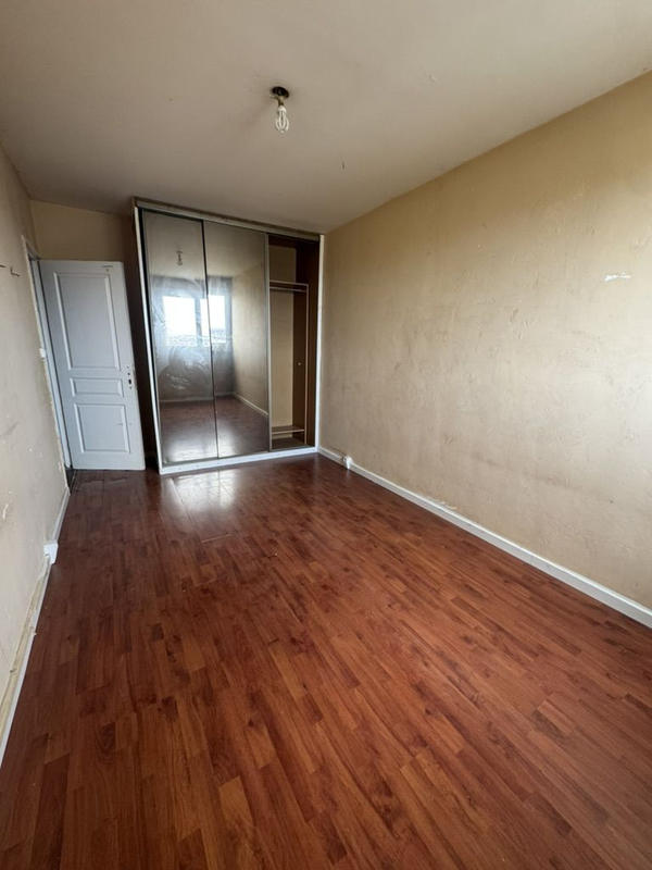 Appartement - 88 m² - 5 pièces