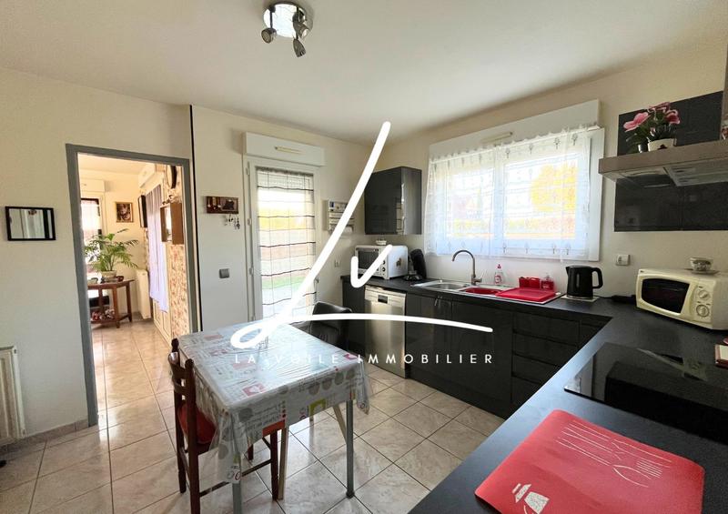 Maison - 177 m² - 7 pièces