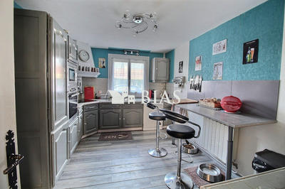 Maison - 99 m² - 4 pièces