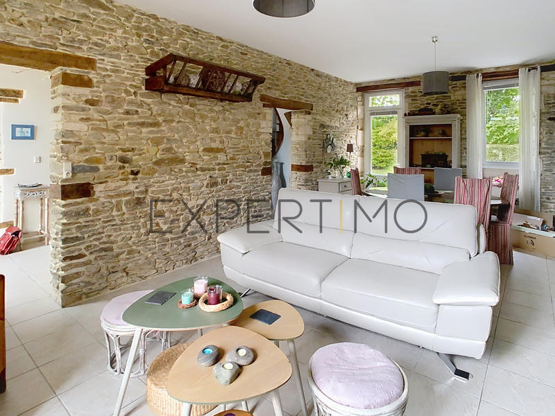 Maison - 159 m² - 7 pièces