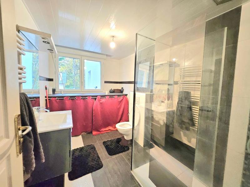 Maison - 195 m² - 7 pièces