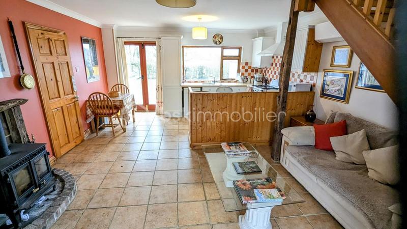 Propriété - 285 m² - 12 pièces