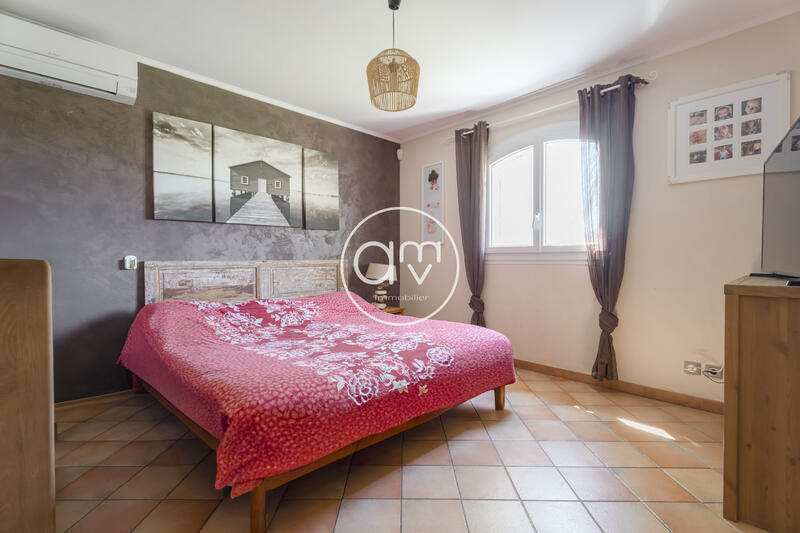 Villa - 167 m² - 4 pièces