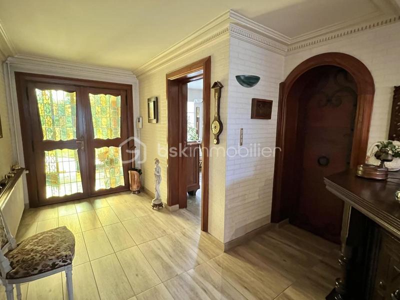 Maison d'architecte - 212 m² - 7 pièces