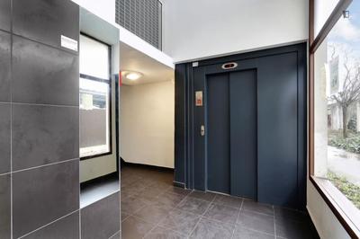 Chambre - 9 m² - 5 pièces