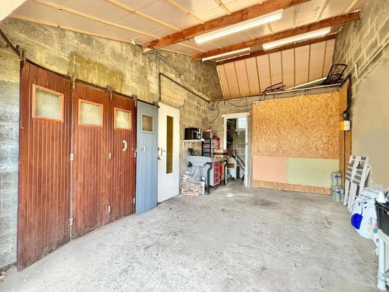 Maison traditionnelle - 109 m² - 4 pièces