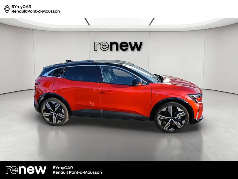 Renault Mégane E-Tech 220 ch autonomie confort Gsr2 Iconic