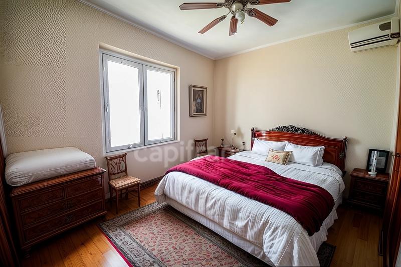 Maison - 180 m² - 7 pièces