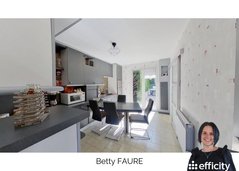 Maison - 110 m² - 5 pièces