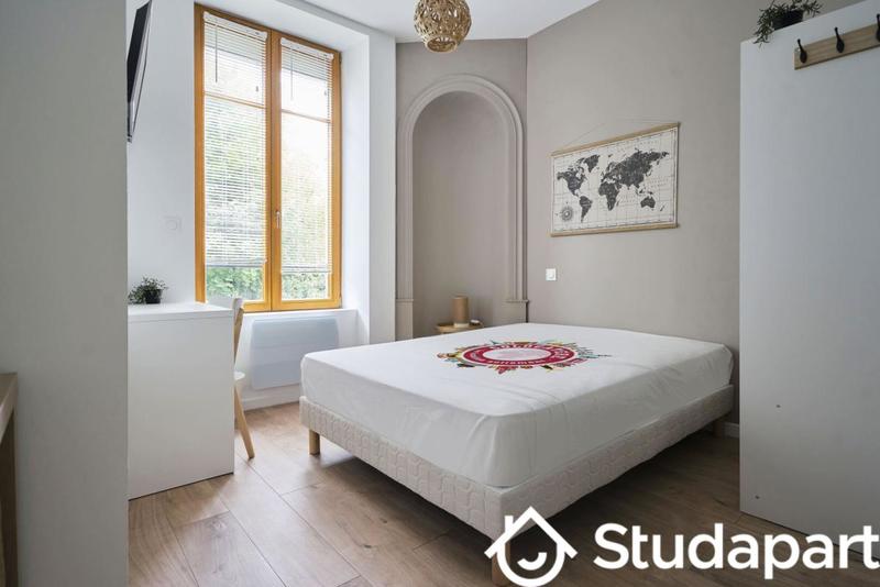 Chambre - 10 m² - 1 pièce