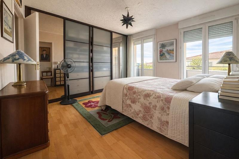 Duplex - 141 m² - 5 pièces