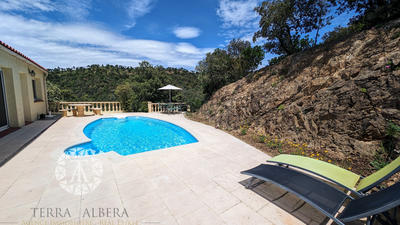 Villa - 114 m² - 11 pièces