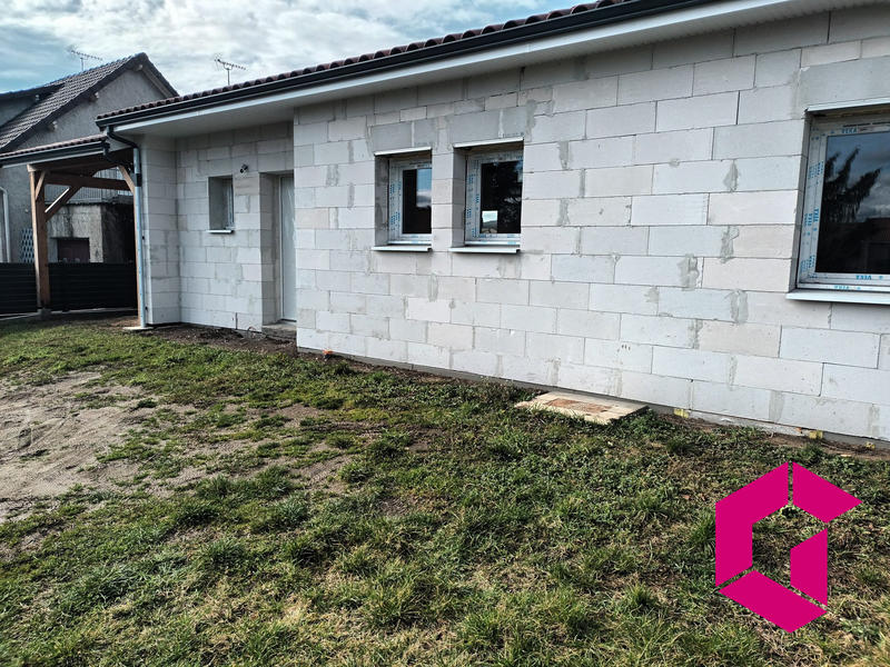 Maison - 105 m² - 4 pièces