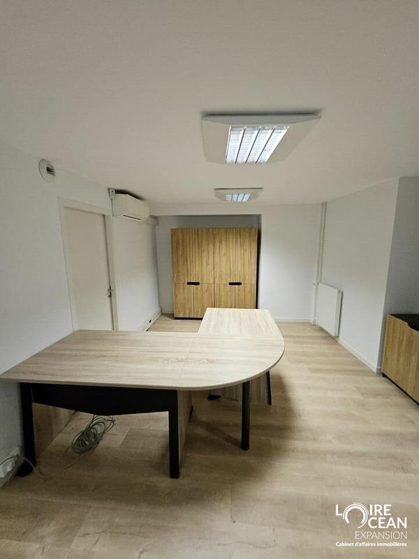 Bureau - 155 m²