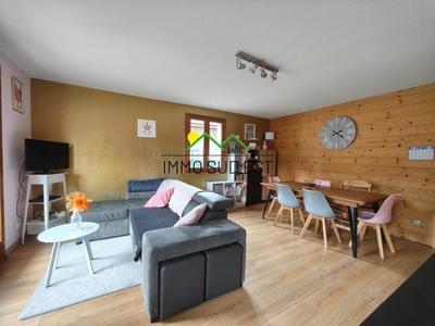 Appartement - 93 m² - 5 pièces