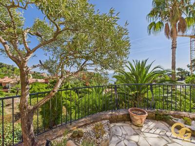 Appartement - 77 m² - 3 pièces