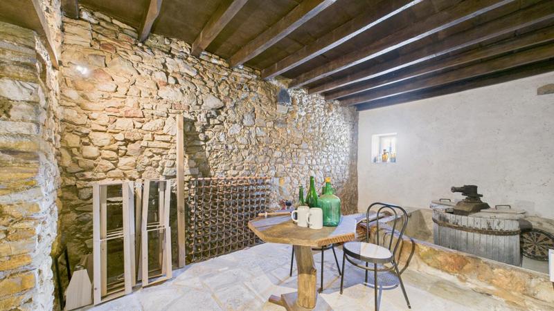 Maison - 530 m² - 12 pièces