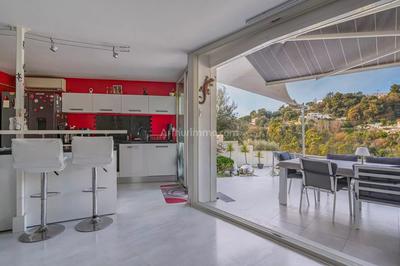 Appartement - 95 m² - 4 pièces