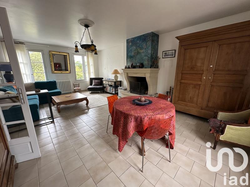 Maison - 218 m² - 10 pièces