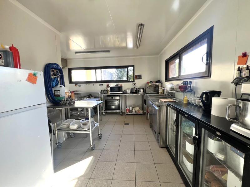 Fonds de commerce - Magasins - 300 m²