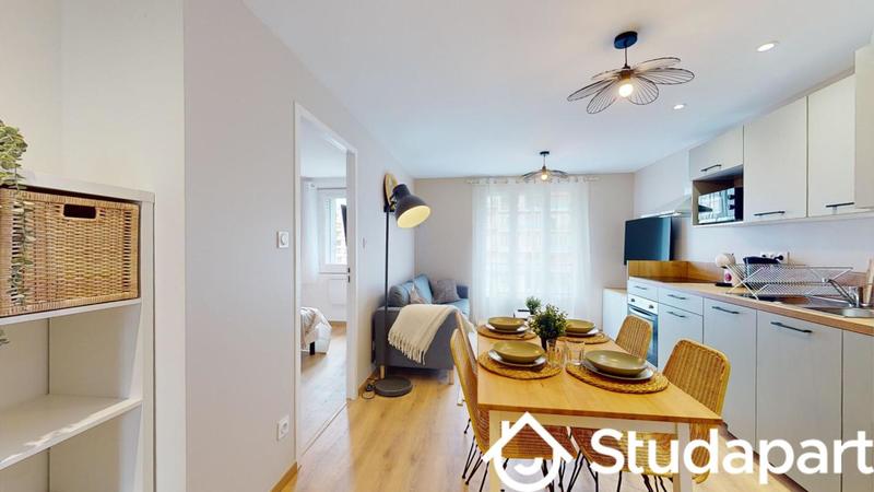 Chambre - 10 m² - 1 pièce