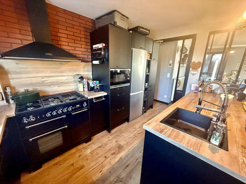 Maison - 104 m² - 6 pièces