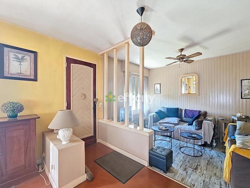 Pavillon - 175 m² - 9 pièces