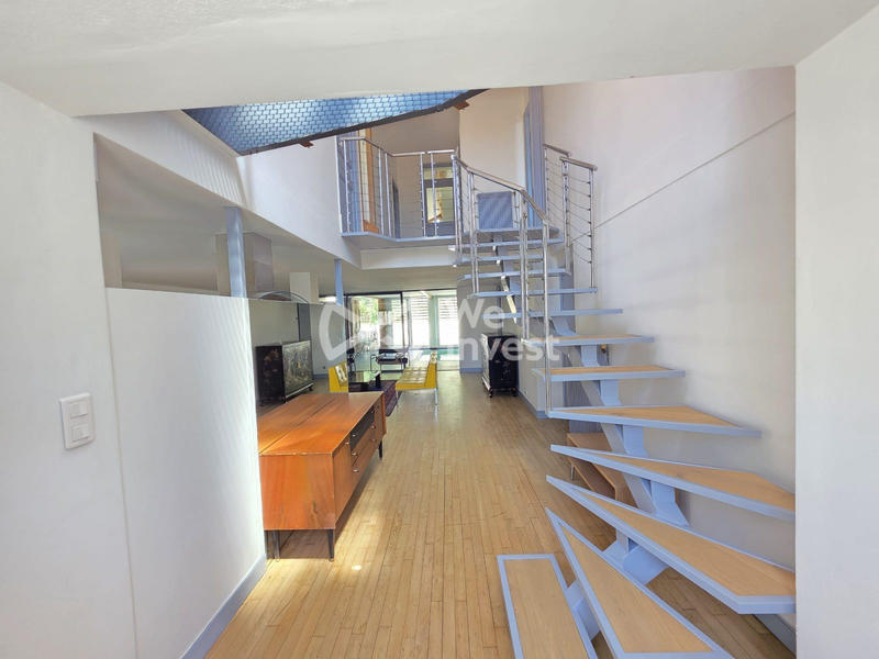 Maison - 240 m² - 6 pièces