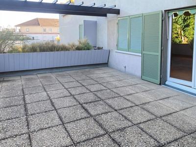 Appartement - 81 m² - 3 pièces