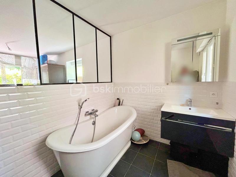 Maison traditionnelle - 135 m² - 4 pièces