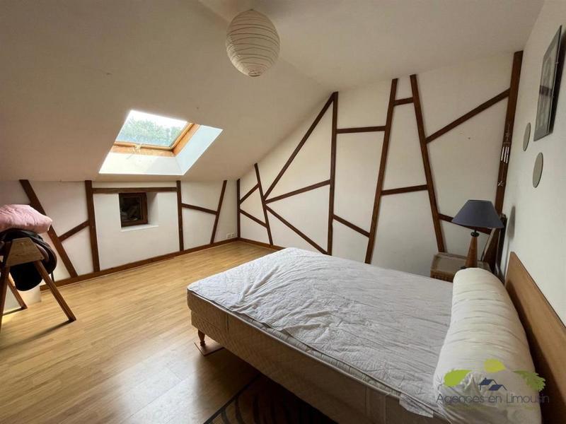 Propriété - 162 m² - 8 pièces