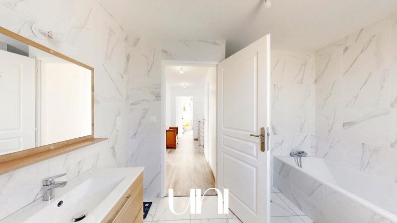 Maison - 124 m² - 5 pièces