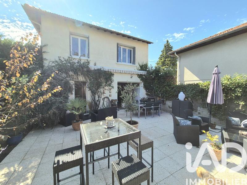 Maison - 113 m² - 4 pièces