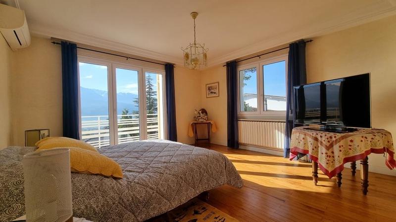 Villa - 214 m² - 7 pièces