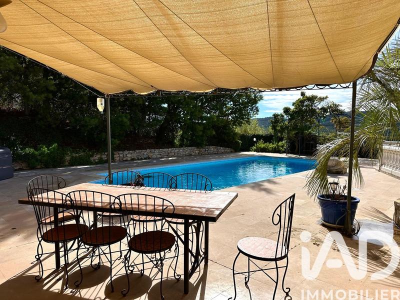 Maison - 159 m² - 6 pièces