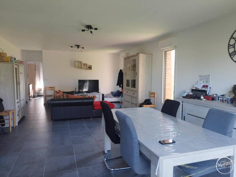 Maison - 85 m² - 5 pièces
