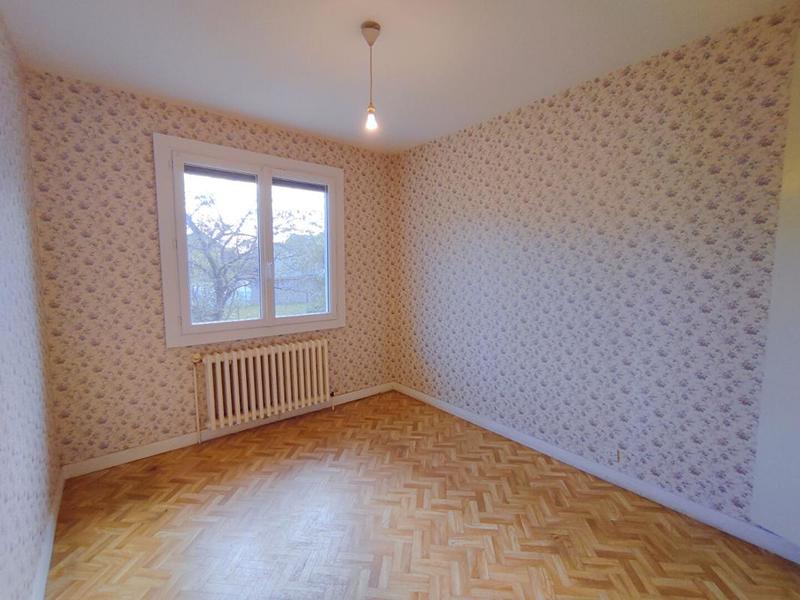 Maison - 86 m² - 5 pièces