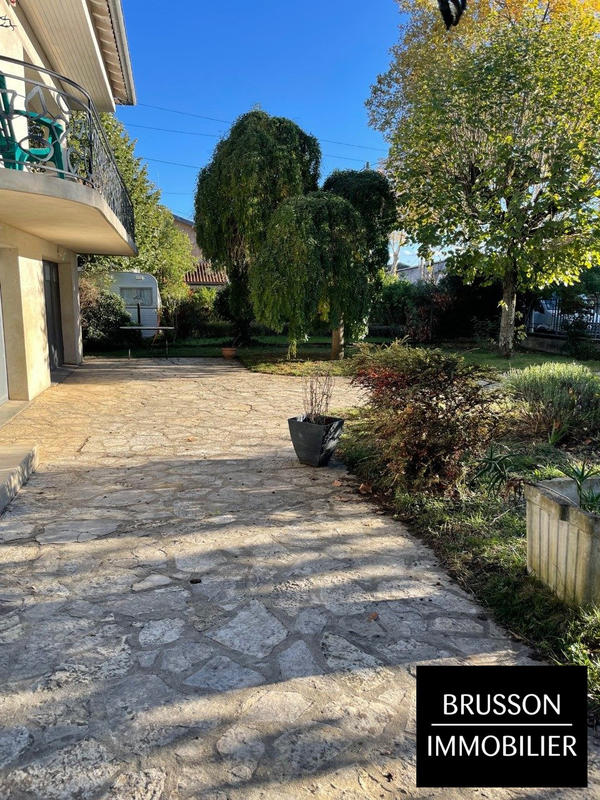 Maison - 111 m² - 4 pièces