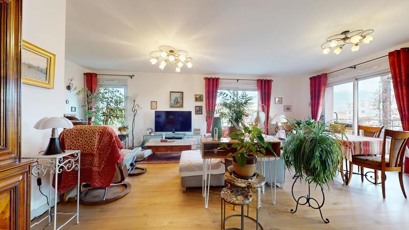 Appartement - 127 m² - 4 pièces