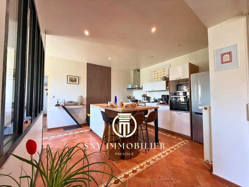 Propriété - 126 m² - 4 pièces