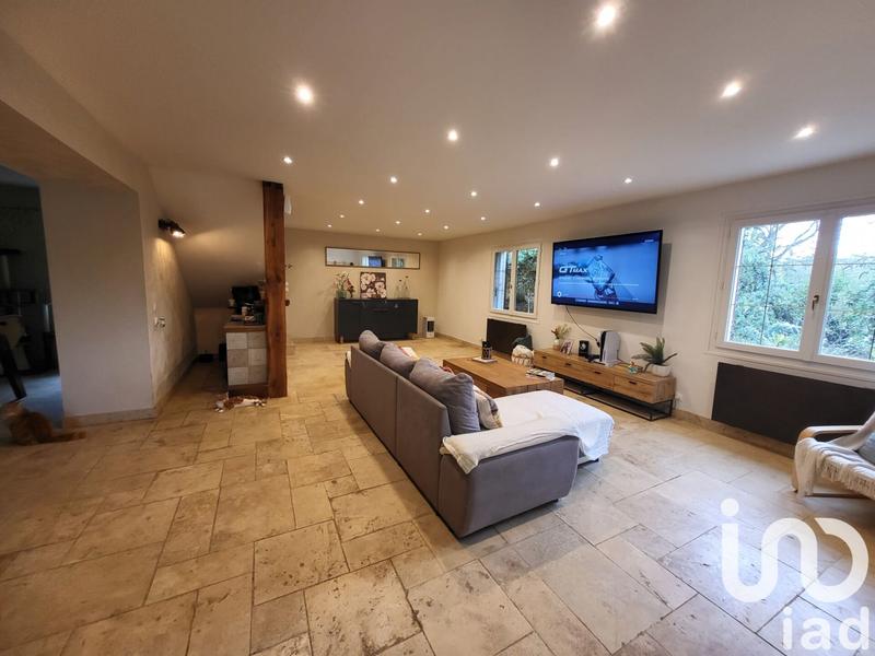 Maison - 209 m² - 4 pièces