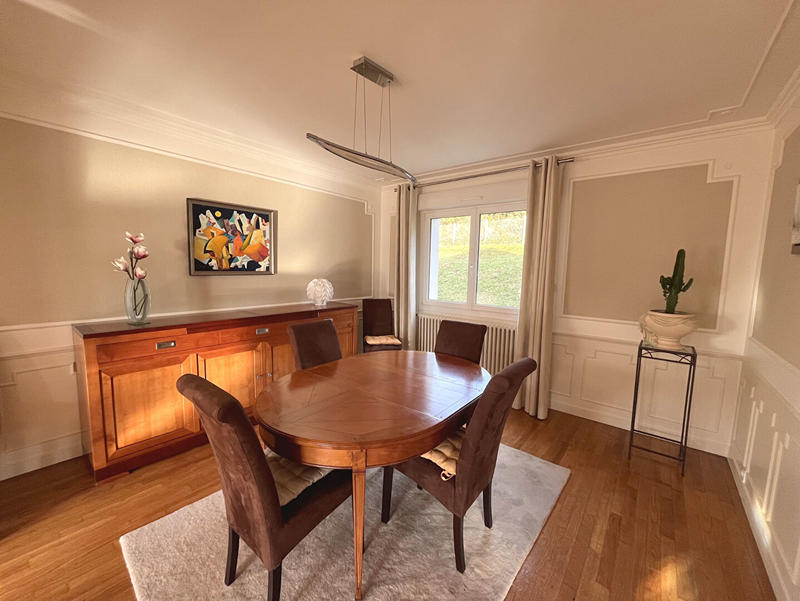 Maison - 188 m² - 6 pièces