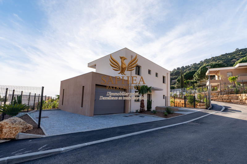 Villa - 171 m² - 5 pièces