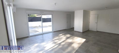 Maison - 93 m² - 4 pièces