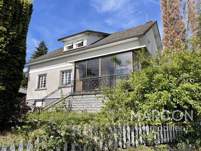 Maison - 145 m² - 7 pièces