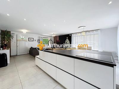 Maison - 128 m² - 6 pièces