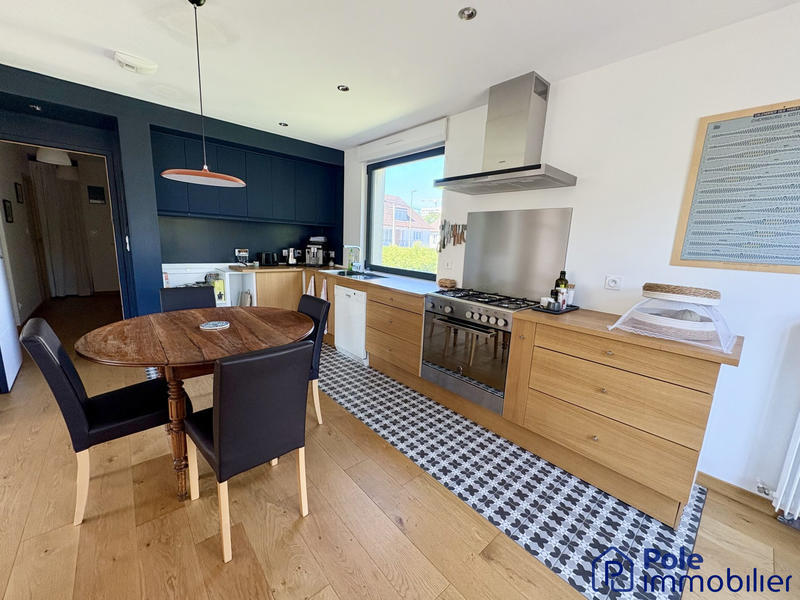 Maison - 112 m² - 6 pièces