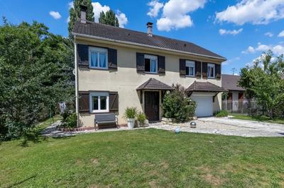 Maison - 127 m² - 5 pièces