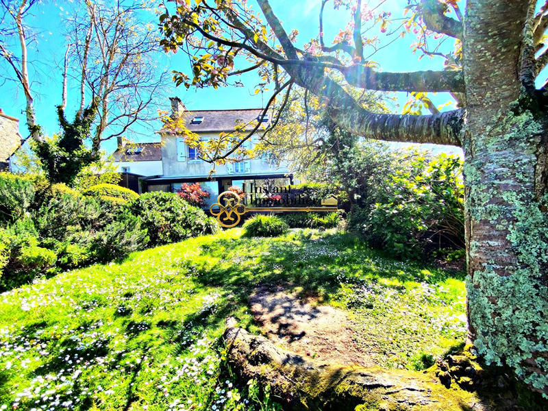 Maison de maîtres - 154 m² - 8 pièces