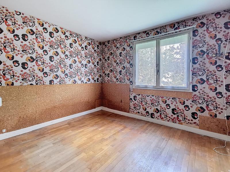 Maison - 91 m² - 6 pièces